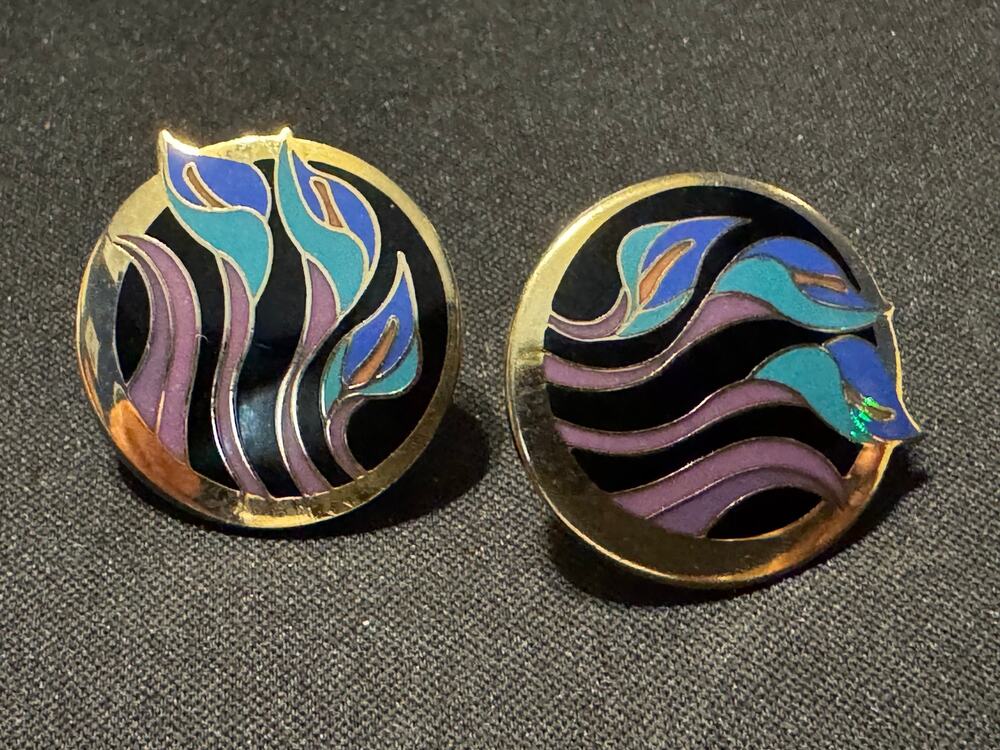 Laurel Burch "Lilies for Les" Round Enamel Pierced Earrings